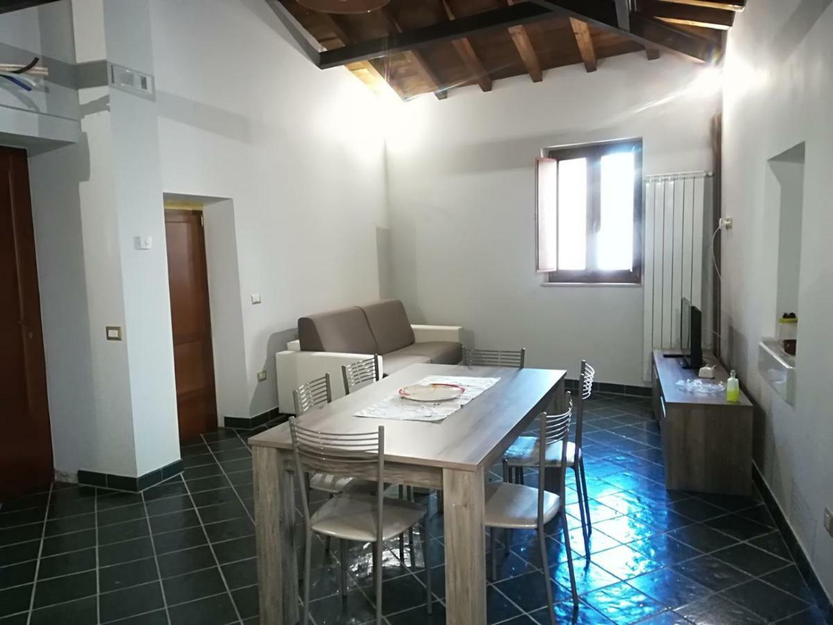 Casa Vacanza Centro Storico Fornelli Exterior foto